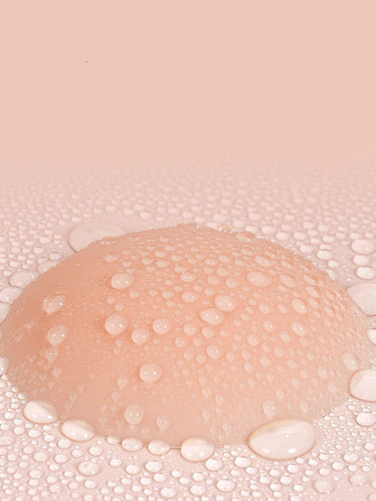 The viral "not sticky" nip cover